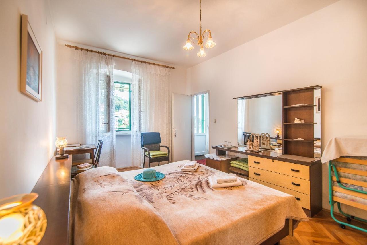 Room Sandra Rabac Eksteriør billede