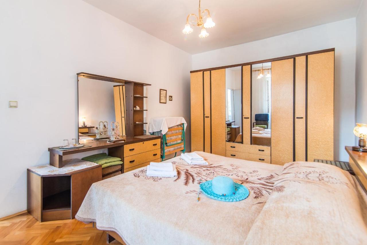 Room Sandra Rabac Eksteriør billede